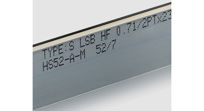 side-bevel-rule-closeup